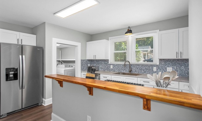 Winston - Salem Cabaña | Winston-Salem's Quaintest Cottage