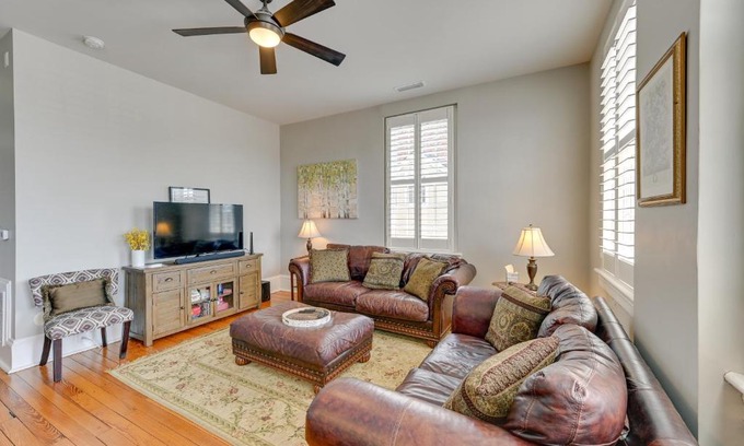 Winston - Salem Apartamento | Winston-Salem Vacation Rental - Walk Downtown!