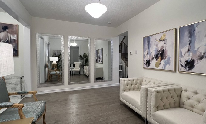 Wasaga Beach Casa | Winter Getaway in Wasaga Beach, Four Season Fun and Ski nearby Blue Mountain