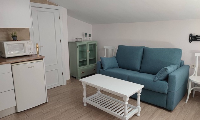 El Molinillo Apartamento | WintowinRentals Cómodo apartamento en Málaga