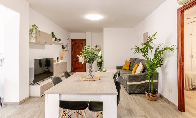 El Molinillo Apartamento | WintowinRentals Fabuloso, WIFI y Parking Gratis.