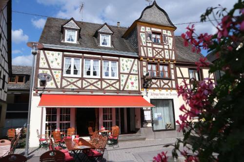 Kobern-Gondorf Casa | Winzerhäuschen am Brunnen