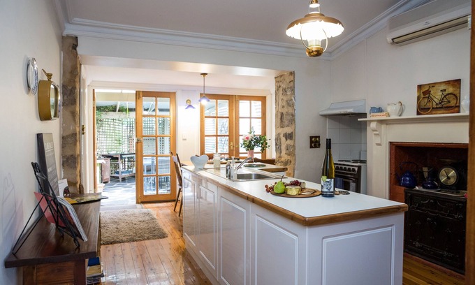 Clare Casa | Wishing Well Cottage
