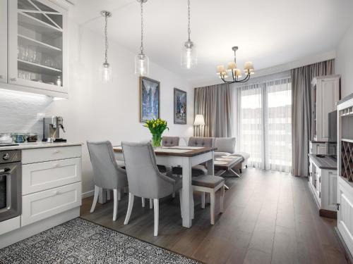 Grzegorzki Apartamento | Wislane Tarasy by Tyzenhauz