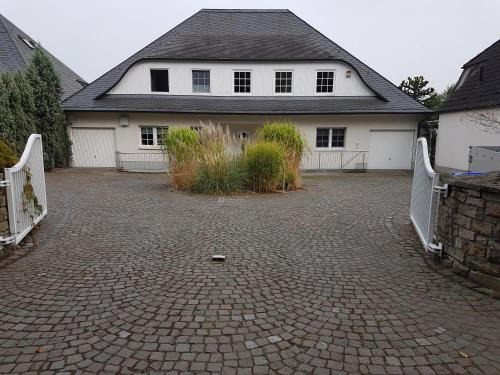 Herdecke Apartamento | Wohnen im Souterrain einer Villa