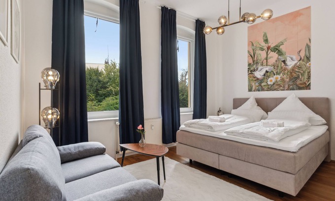 Bad Oeynhausen Apartamento | WohnLiebe2-Zentrale & stylish apartment with box-spring bed & fully equipped kitchen
