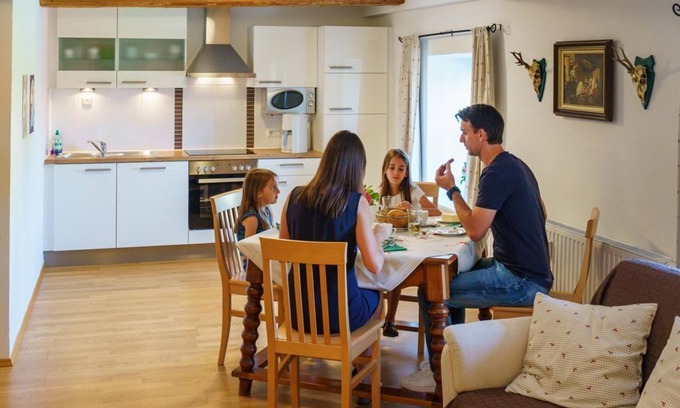 Riegersburg Apartamento | Wohnung 1 - Ferienwohnungen Gutshof