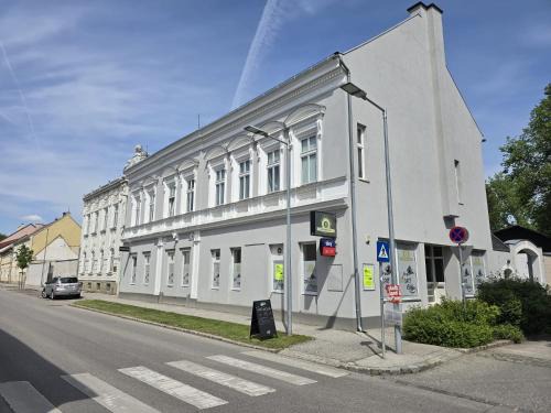 Neunkirchen Apartamento | Wohnung am Stadtpark