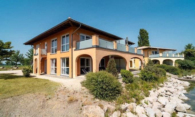 Leipheim Apartamento | Wohnung F4 im Obergeschoss Gemütlich im Mediterranen Stil Eingerichtet