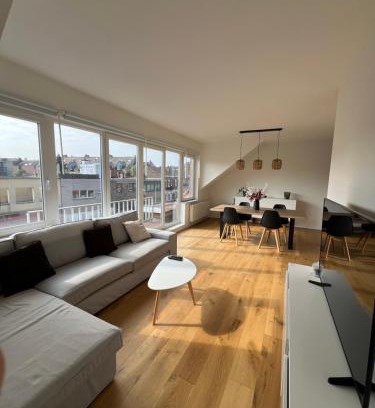 Sint-Lambrechts-Woluwe Apartamento | Wolu Flat - Entire housing