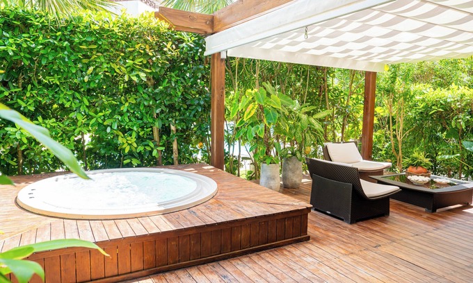Puerto Bahia Apartamento | Wonderful 3-bedroom Apartment with Private Jacuzzi & Backyard in Las Terrenas