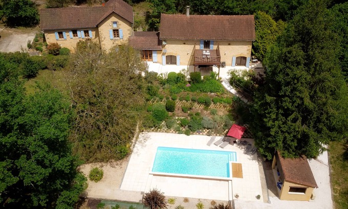 Saint-Andre-dAllas Casa | Maravilloso 4 dormitorios, 4 baños Perigordine House, piscina climatizada, 5 acres, Sarlat 6 km