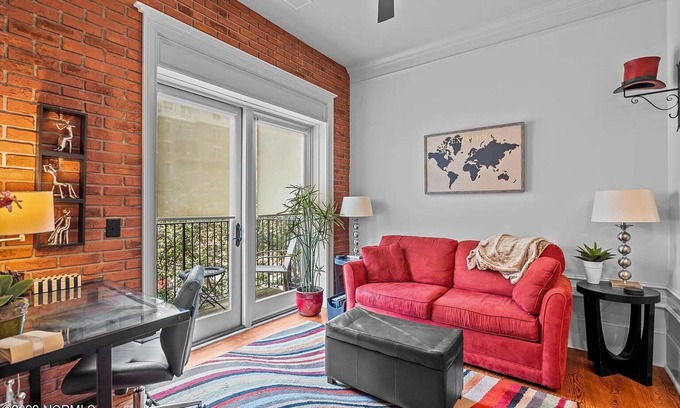 Downtown Wilmington Condominio | Wonderful condo in historic downtown Wilmington; Pet Friendly; Walk Everywhere!
