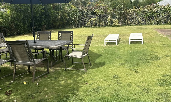 Waimanalo Casa | Maravilloso hogar ejecutivo pasos de una hermosa playa