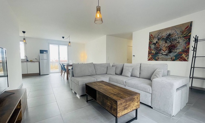 Saint-Martin-le-Beau Casa | Wonderful new house in a hamlet