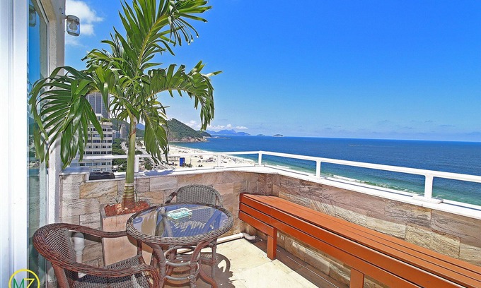 Copacabana Apartamento | Increíble ático frente al mar con terraza