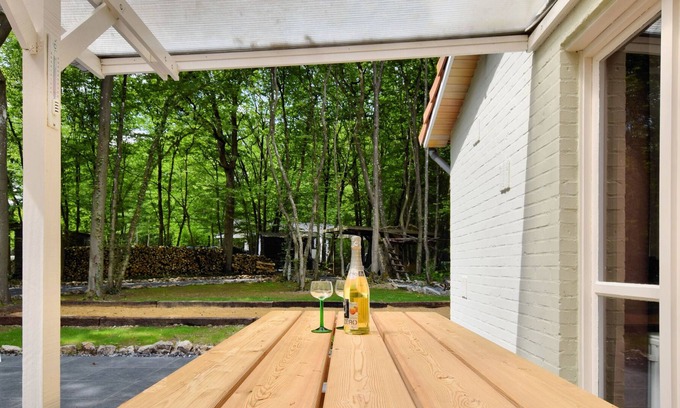 Sevry Casa | Acogedora casa de vacaciones en Beauraing con sauna