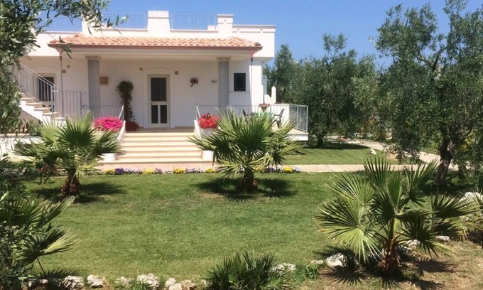 Peschici Apartamento | Maravillosa casa de vacaciones en olivar