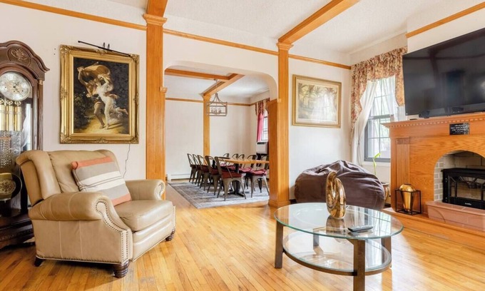 Queens Casa | Wonderful House in Long Island City, comforting and spacious near to Manhattan