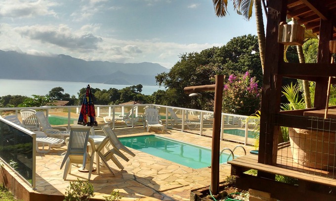 Sao Pedro Casa | MARAVILLOSA CASA CON VISTA PARA EL MAR CON PISCINA Y PRÓXIMA LA PLAYA DEL CURRAL.
