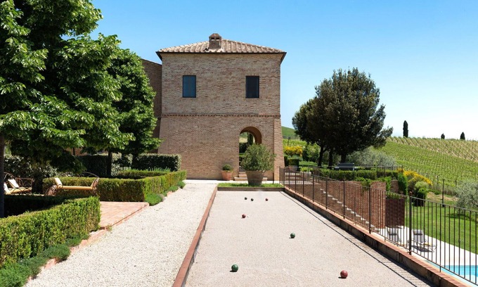 San Giovanni d'Asso Villa | Estupenda casa de vacaciones privada con piscina privada, A/C, WIFI, TV, patio, cerca de Montalcino