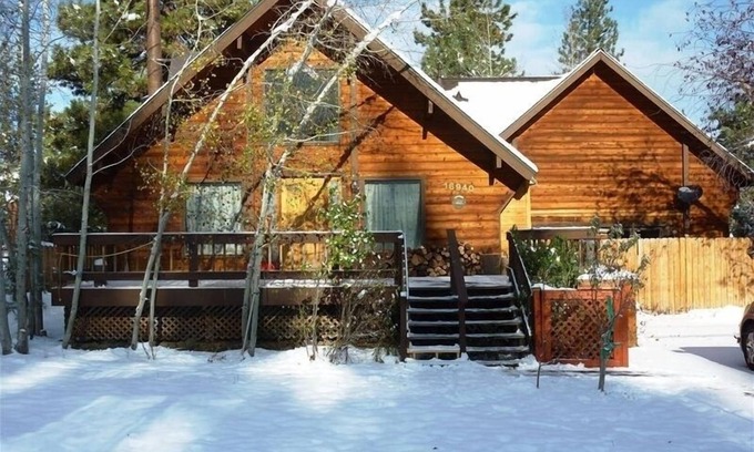 Truckee Cabina | Cabina de la montaña maravillosa en un gran precio! 9 plazas