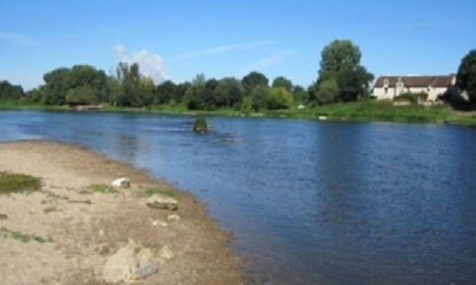 Cravant-les-Coteaux Cabaña | Maravillosa casa vieja por el río Vienne