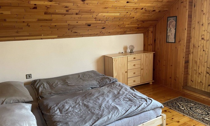 Branzez Casa | Wonderful private villa for 6 guests with WIFI, balcony and pets allowed