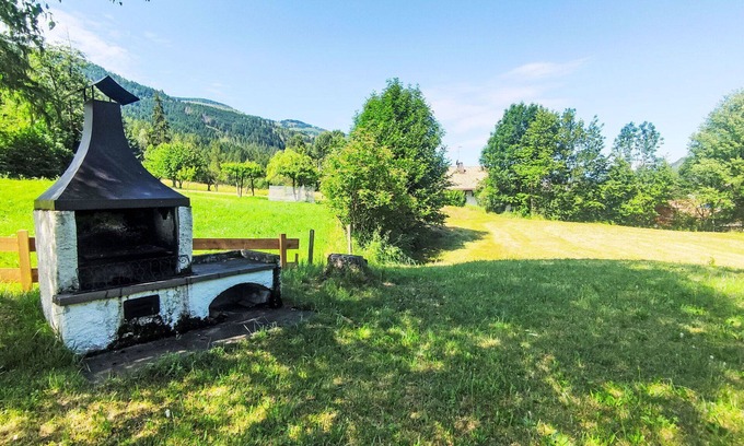 Ziano di Fiemme Casa | Estupenda casa de vacaciones privada para 10 personas con WIFI, TV, patio y mascotas permitida