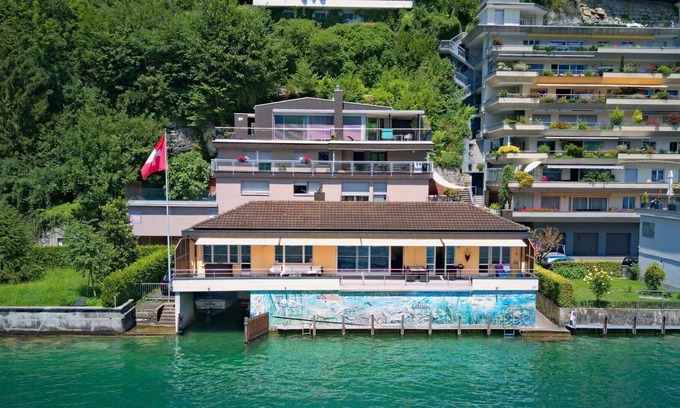 Ennetbuergen Casa | Estupenda casa de vacaciones privada con WIFI, TV, terraza, mascotas permitida y aparcamiento