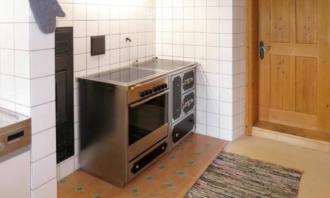Sankt Gallenkirch Villa | Estupenda casa de vacaciones privada para 16 personas con TV, patio y aparcamiento