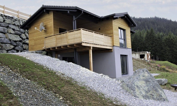 Wolfsberg Casa | Preciosa casa de vacaciones privada para 6 personas con WIFI, TV, terraza y aparcamiento