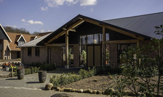 Losser Casa | Maravillosa casa de vacaciones privada para 8 personas con WIFI, TV y aparcamiento