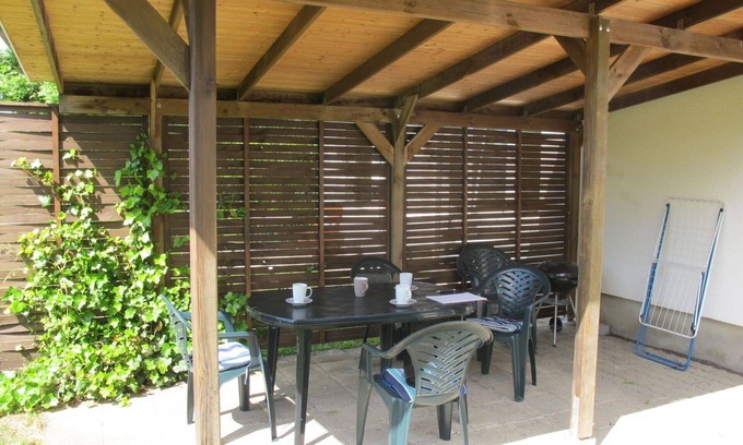 Neu Poserin Casa | Preciosa casa de vacaciones privada con TV, terraza, mascotas permitida y aparcamiento