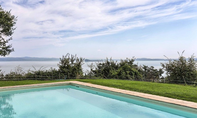 Gradoli Villa | Casa de vacaciones privada con piscina privada, WIFI, TV, veranda, vista panorámica, aparcamiento