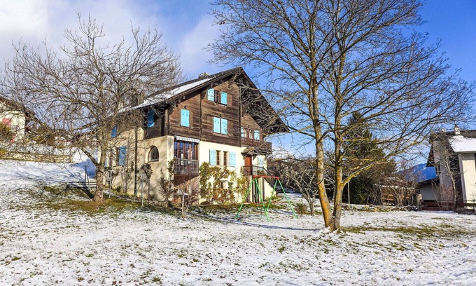 Lens Casa | Maravillosa casa de vacaciones privada con WIFI, TV, balcón, vista panorámica y aparcamiento