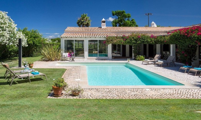 Alcalar Villa | Casa de vacaciones privada con WIFI, piscina privada, A/C, TV, terraza, vista panorámica