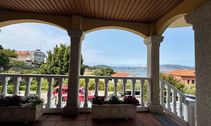 Baiona Chalet De Esquí | Maravilloso chalet adosado en el corazón de baiona