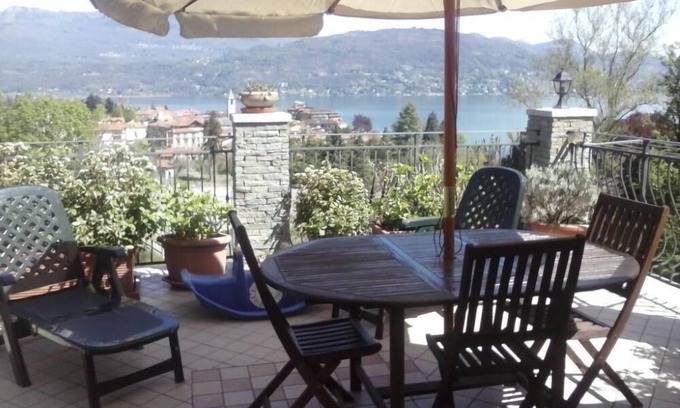 Baveno Casa | Maravillosa terraza con vistas al lago