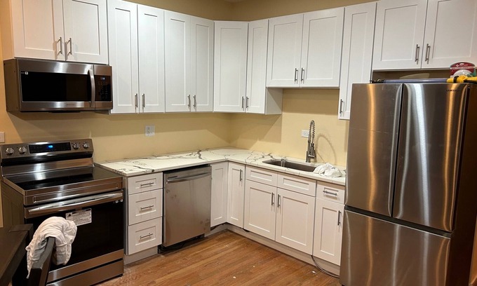 Woodlawn Condominio | Wonderful Three Bedroom Condo in Woodlawn