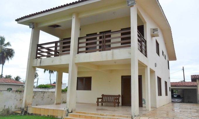 Pitimbu Casa | Maravillosa casa frente al mar con piscina, 5 suites amuebladas y barbacoa.
