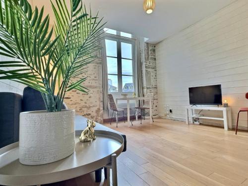 Centre Ville Apartamento | WonderHost, bois et pierre en cœur de ville