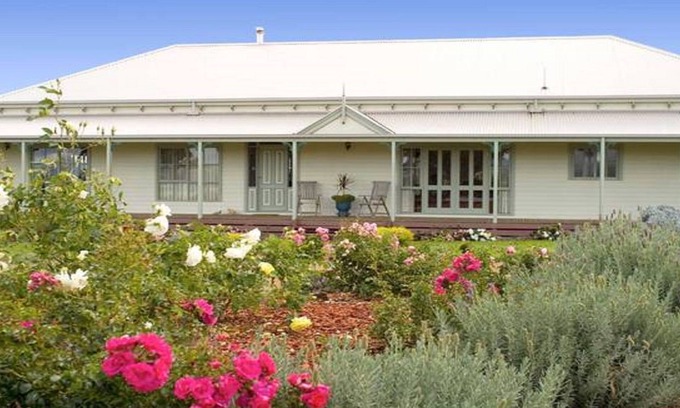 Barwite Otro | Wongabeena Homestead - Barwite