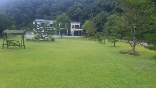 Wonju Casa | Wonju Gwirae 630 Dog Pool Villa