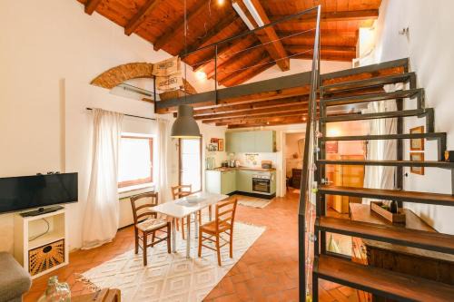 Colà Di Lazise Apartamento | Wood-En Loft immerso nel verde, vicino a Gardaland