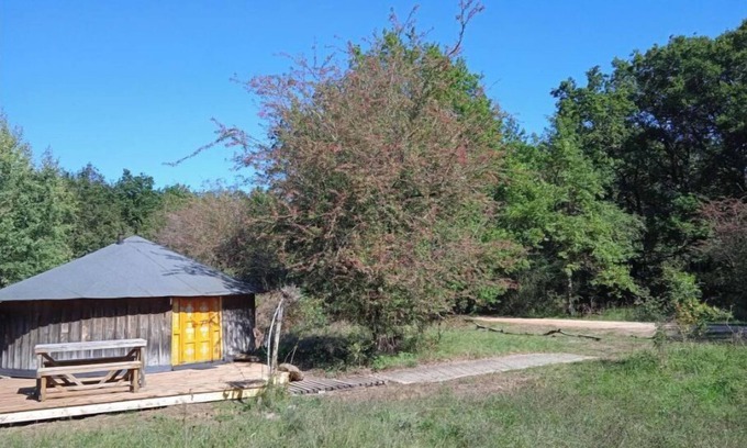 Gennes-Val-de-Loire Cabina | Wooden yurt La Citrolle in Le Thoureil, Maine & Loire