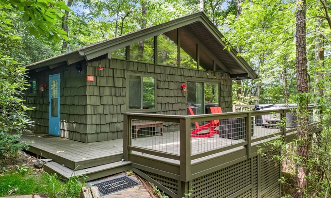 Asheville Casa | Woodhaven Cabin! Sauna & Hot tub