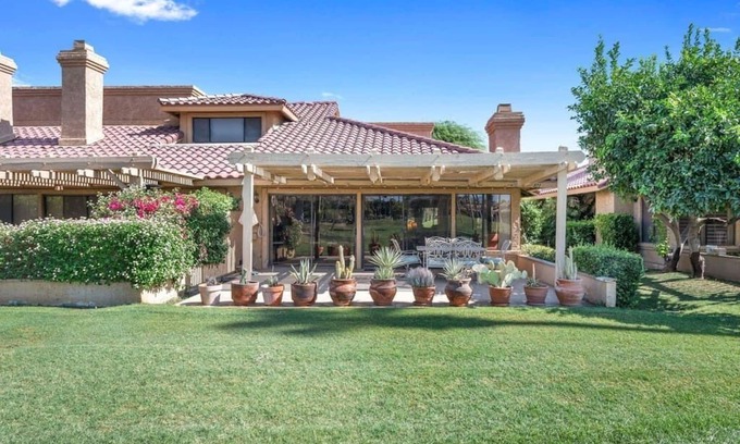 Palm Desert Condominio | Woodhaven Incredible Views on the Golf Course