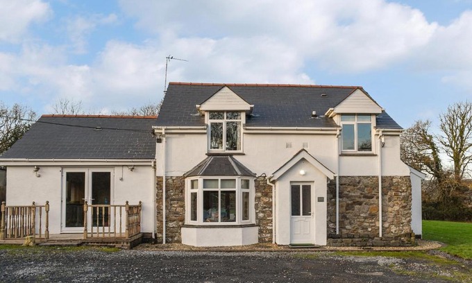 Kidwelly Casa | Woodland Cottage
