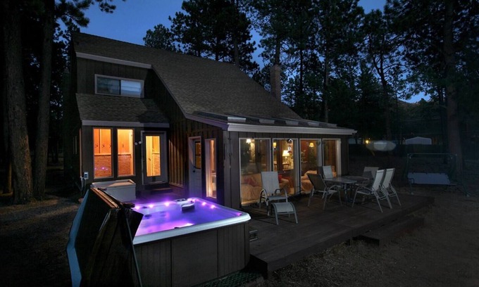 Woodland Park Cabina | Woodland Park Haven - ¡TINA CALIENTE / RENOVADA!